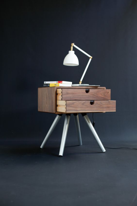 Criado Mudo retro com gaveta