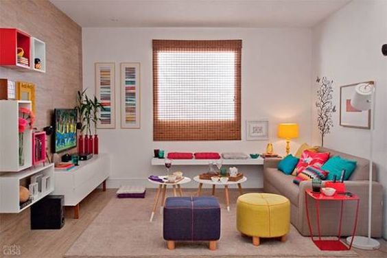 sala-com-puffs-httpsbr-pinterest-compin198228821077709404